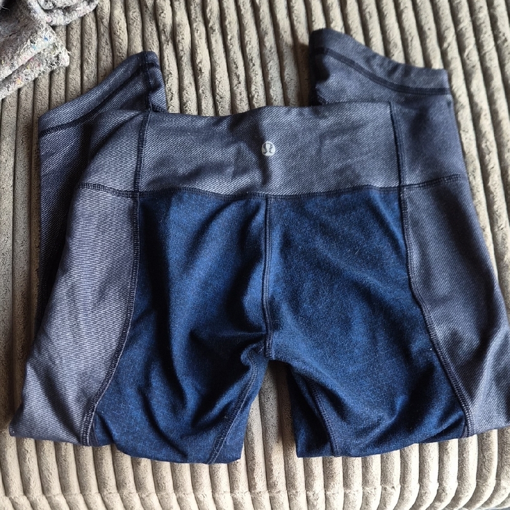 Lululemon Blue and ZYIA Black Ombre Sz 6 & 6-8 - Picture 5 of 10